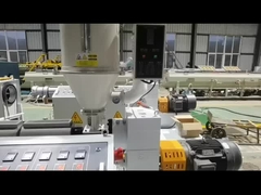 خط بثق الأنبوب المموج اللولبي الكربوني PE آلة بثق الأنبوب البلاستيكي