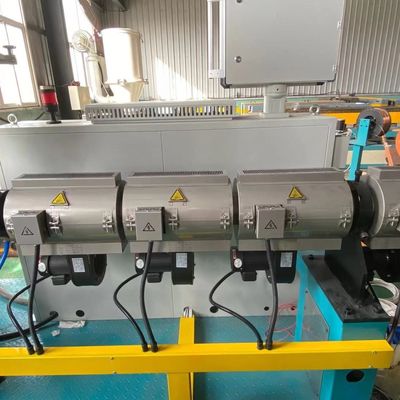 16-32mm 91KW البلاستيك PVC قناة خط إنتاج الأنابيب ماكينة