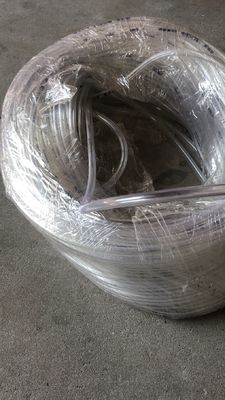 خط بثق الأنبوب / الأنبوب الصغير PVC آلة الأنابيب المرنة اللينة