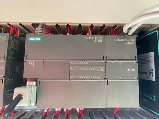 خط بثق الأنبوب البلاستيكي PVC للصرف المائي يتم التحكم فيه تلقائيًا بواسطة PLC