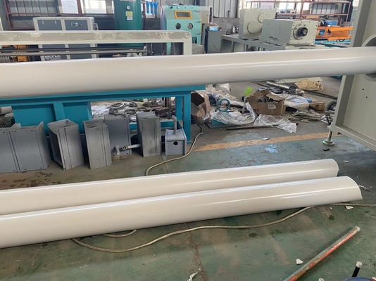 خط بثق الأنبوب PVC لمياه الصرف الصحي
