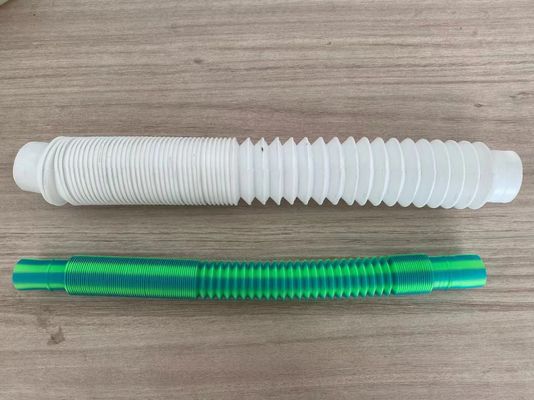 آلة تصنيع الأنابيب المموجة ذات الجدار الواحد PE PVC خط إنتاج الأنبوب التلسكوبي البلاستيكي