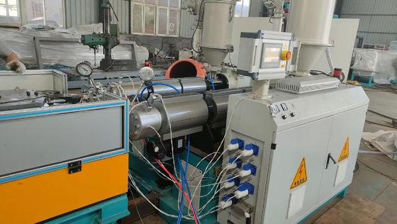 خط بثق الأنبوب المموج البلاستيكي المرن HDPE الهواء النقي المزدوج الجدار