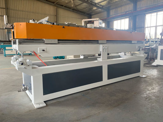 خط بثق الأنبوب المموج عالي السرعة HDPE PP PVC