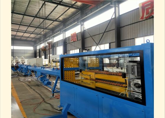 خط بثق الأنبوب HDPE بثلاث طبقات PLC HV940 آلة بثق الأنبوب PPR PP