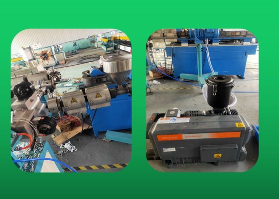2-3.5m / Min خط إنتاج الأنابيب المموجة PVC مزدوجة الجدار 250-300 كجم / ساعة
