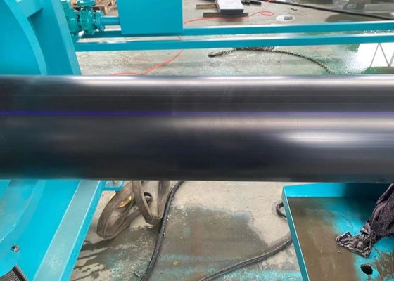 خط إنتاج أنابيب الجدار الصلب HDPE متعدد الطبقات ذو القطر الكبير
