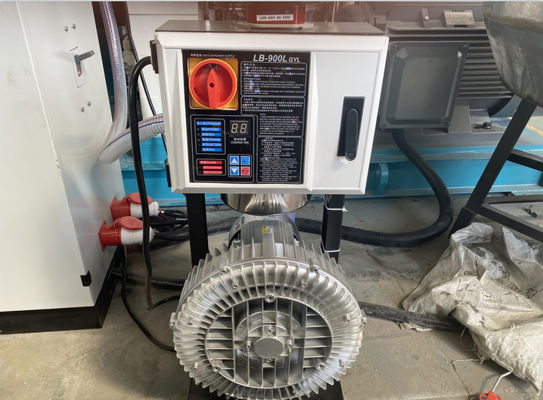 500 كجم / ساعة 20 مم HDPE خط إنتاج الأنابيب البلاستيكية مقذوف