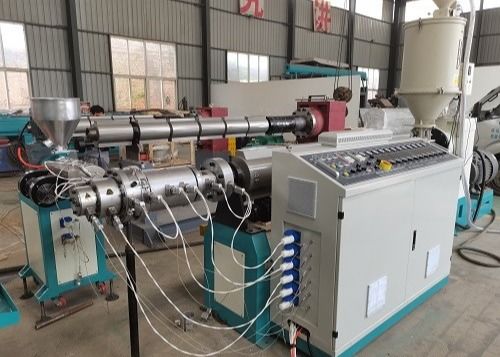 HDPE PPR أنبوب بثق خط أنابيب مياه الصرف الصحي ماكينة