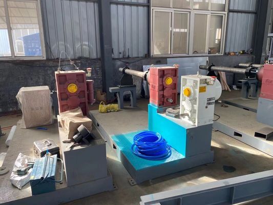 خط بثق الأنبوب المموج ذو الجدار الواحد 90 كجم / ساعة 16-63 مم PE PP HDPE