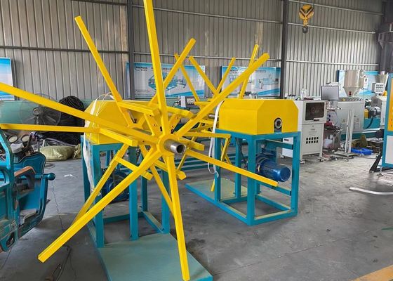 160-450mm HDPE PP إمدادات غاز المياه برغي واحد آلة بثق البلاستيك