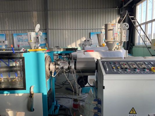 25-100mm HDPE PP الكربون خط إنتاج الأنابيب البلاستيكية الحلزونية