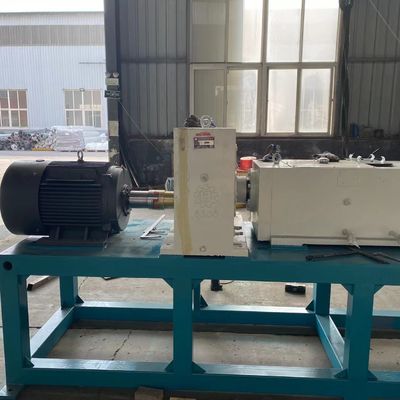 بولي كلوريد الفينيل UPVC CPVC آلة أنابيب كبل قناة الكهرباء برغي مزدوج SJ65 / 132
