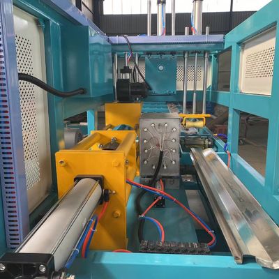 آلة بثق برغي مزدوج مخروطي أوتوماتيكي لأنابيب أنابيب PVC