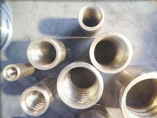 آلة بثق الأنابيب البلاستيكية UPVC PVC بإمداد المياه برغي مزدوج 200 كجم / ساعة